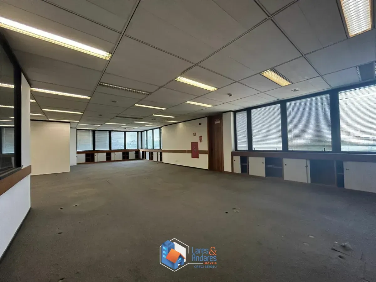 Foto do imóvel Conjunto comercial para venda em Chácara Santo Antônio (Zona Sul), 526m² em Rua Verbo Divino
