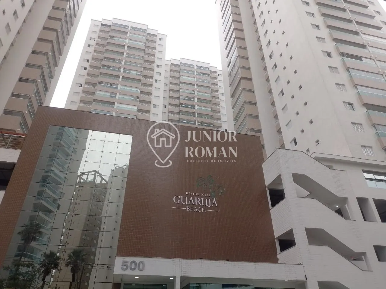 Foto do imóvel APTO 2 DORM l 1 SUITE l VARANDA l 100M DA PRAIA - GUARUJA/SP em Avenida General Rondon