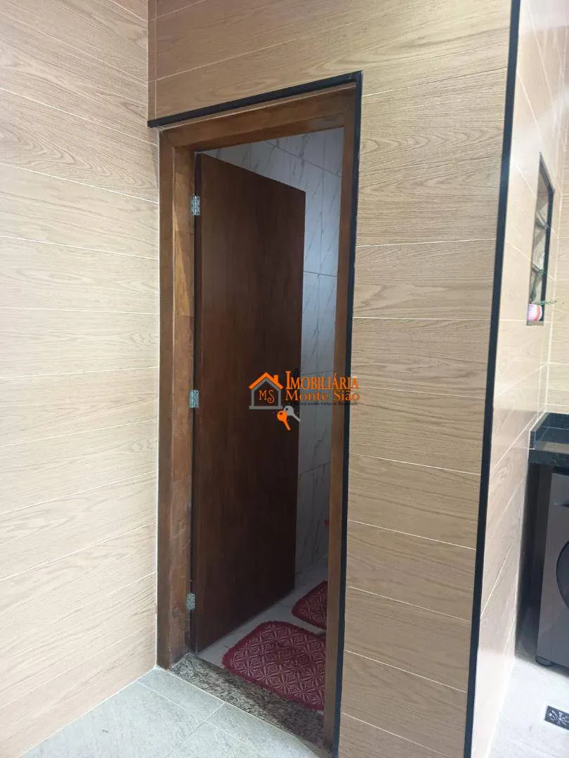 Imagem Sobrado com 2 dormitórios à venda, 204 m² por R$ 750.000,00 - Bonsucesso - Guarulhos/SP