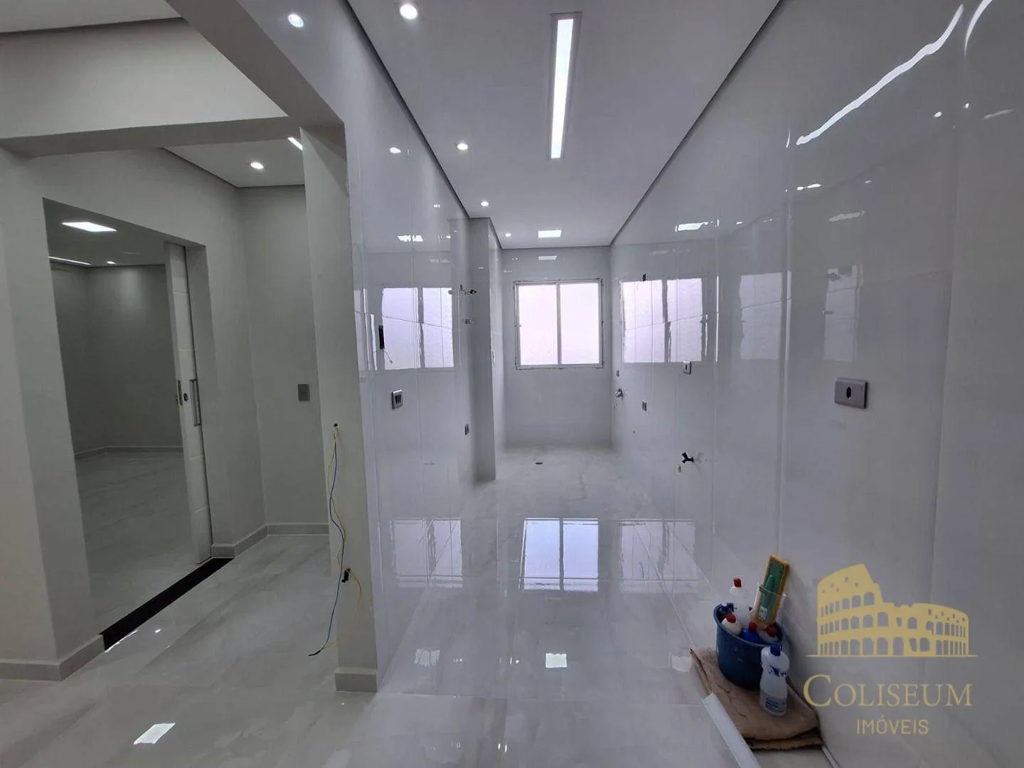 Imagem Apartamento com 1 dormitório à venda, 55 m² por R$ 400.000,00 - Vila Assunção - Praia Grande/SP