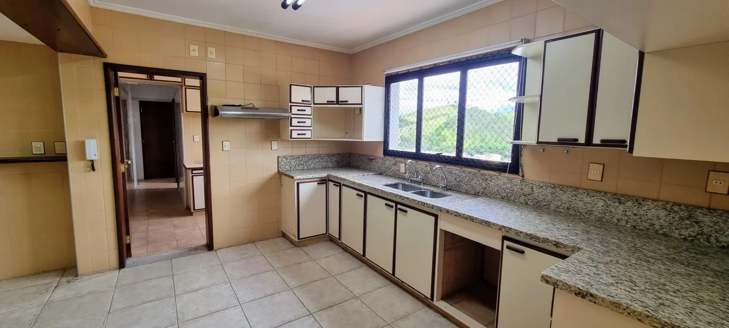Imagem Apartamento à venda 4 Quartos, 2 Suites, 2 Vagas, 225M², Centro, Guaratinguetá - SP | Edifício Mansão La Boheme