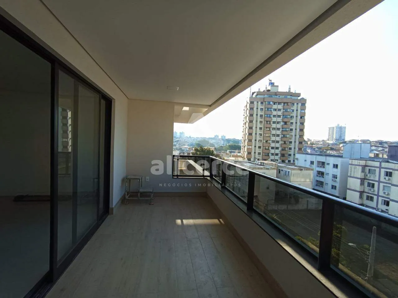 Imagem Apartamento à venda bairro no Floresta com 04 dormitórios, 01 suítre master com 154 m2