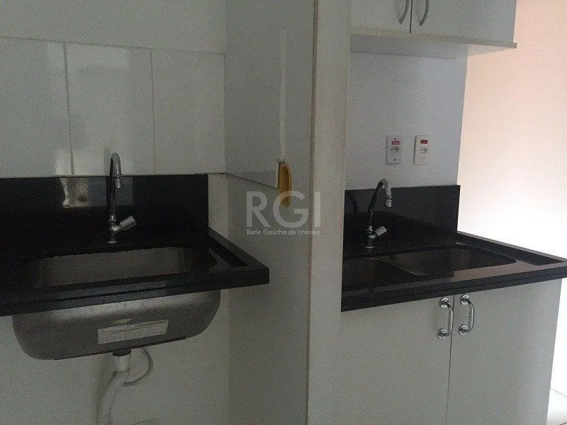 Imagem Loja para Venda - 60.85m², 0 dormitórios, Menino Deus