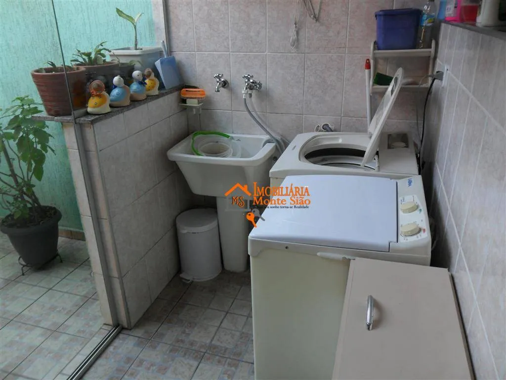 Imagem Sobrado com 2 dormitórios à venda por R$ 620.000,00 - Jardim Cocaia - Guarulhos/SP