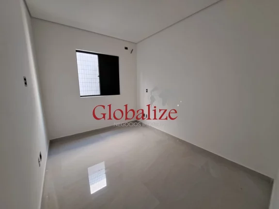 Imagem Casa sobreposta térrea à venda com 100m², 3 suítes, 2 vagas, piscina por R$1.025.000,00 no Embaré em Santos