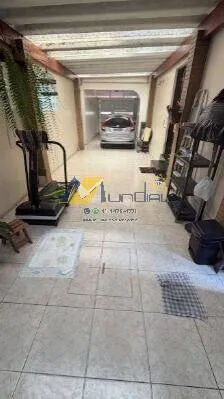 Imagem Casa Térrea Espaçosa com 3 Dormitórios, 2 Suítes e 4 Vagas no Bangu