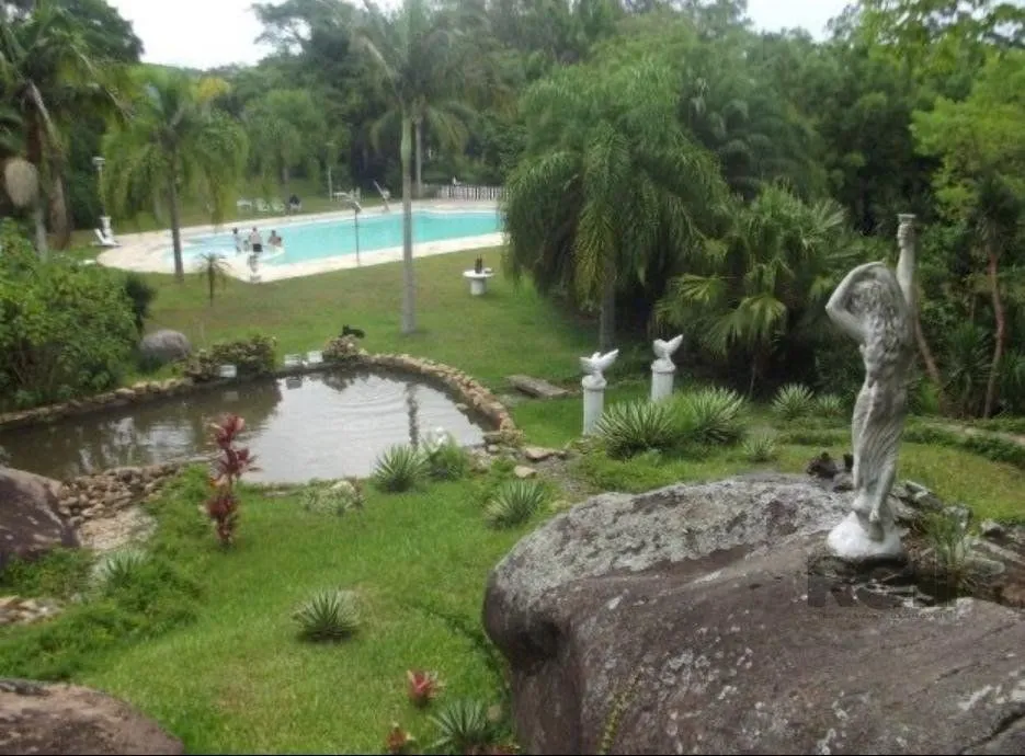 Imagem Vendo um Lindo Sítio de 22ha em Itapuã com Infraestrutura há 3 km do Parque Estadual de Itapuã