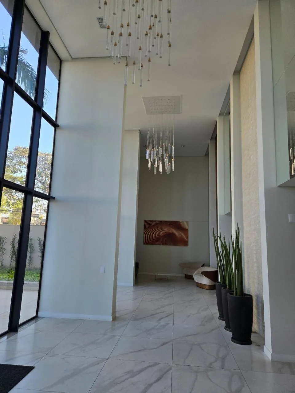 Imagem Apartamento Novo e Mobiliado no Tamboré - 2 Quartos e Varanda