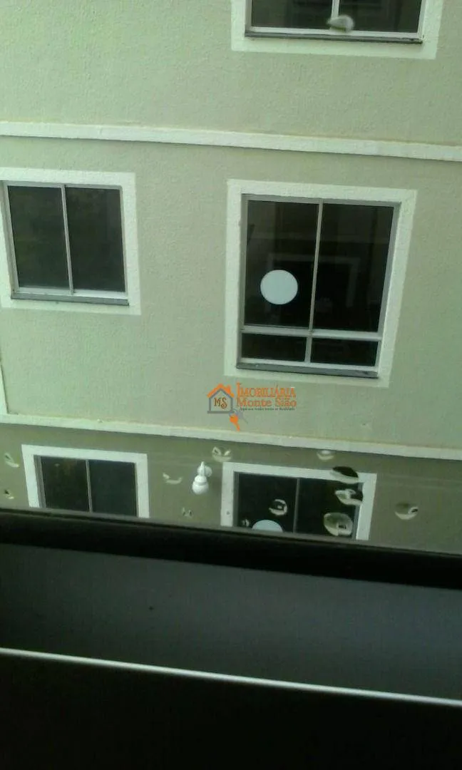 Imagem Apartamento com 2 dormitórios à venda, 41 m² por R$ 255.000,00 - Água Chata - Guarulhos/SP