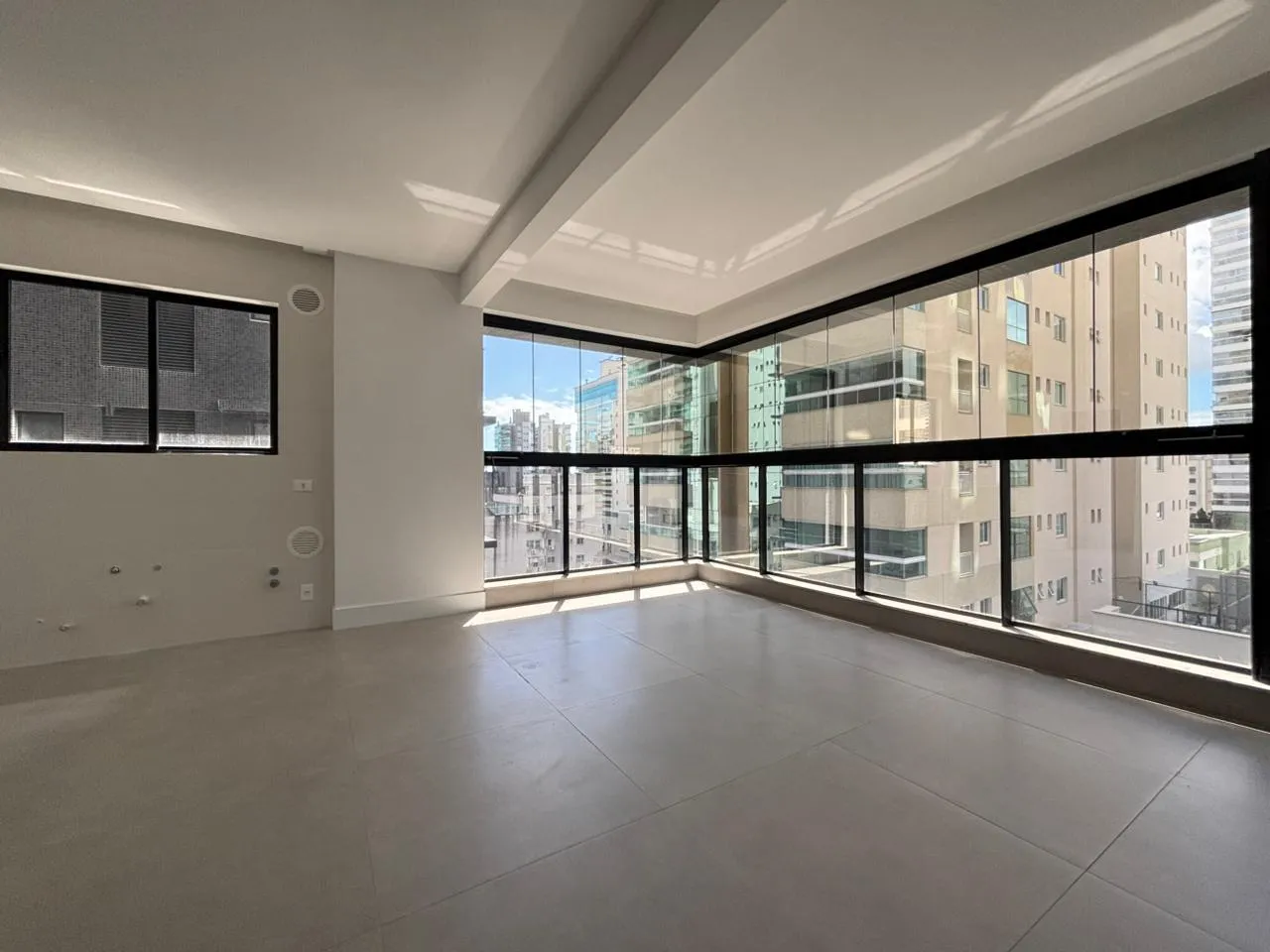 Imagem Apartamento à venda com 177m2 por R$ 3.600.000,00
