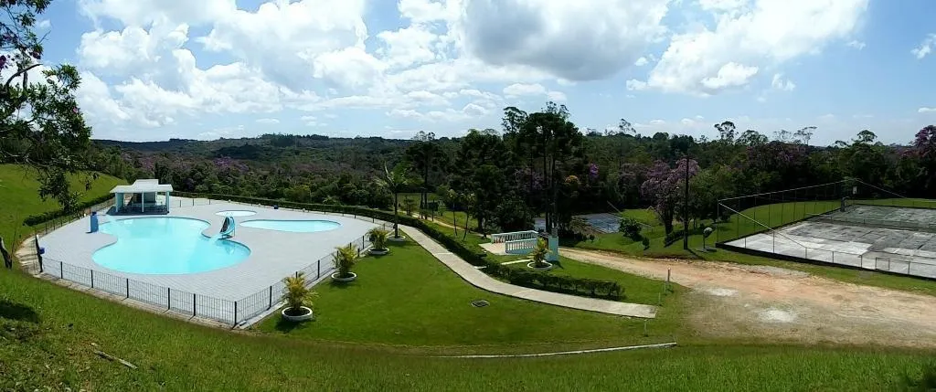 Imagem Chácara em condomínio na zona sul de São Paulo