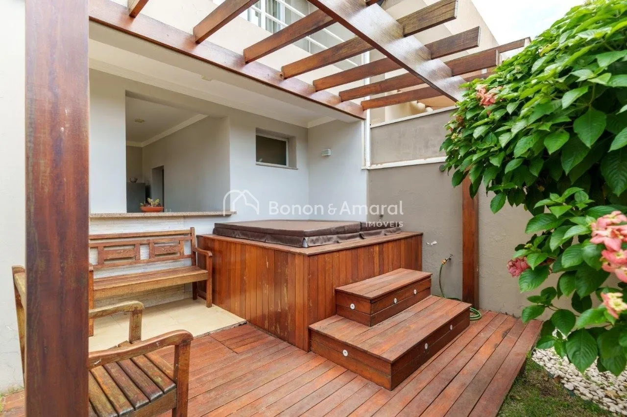 Imagem Linda casa em condomínio, próxima às principais rodovias!