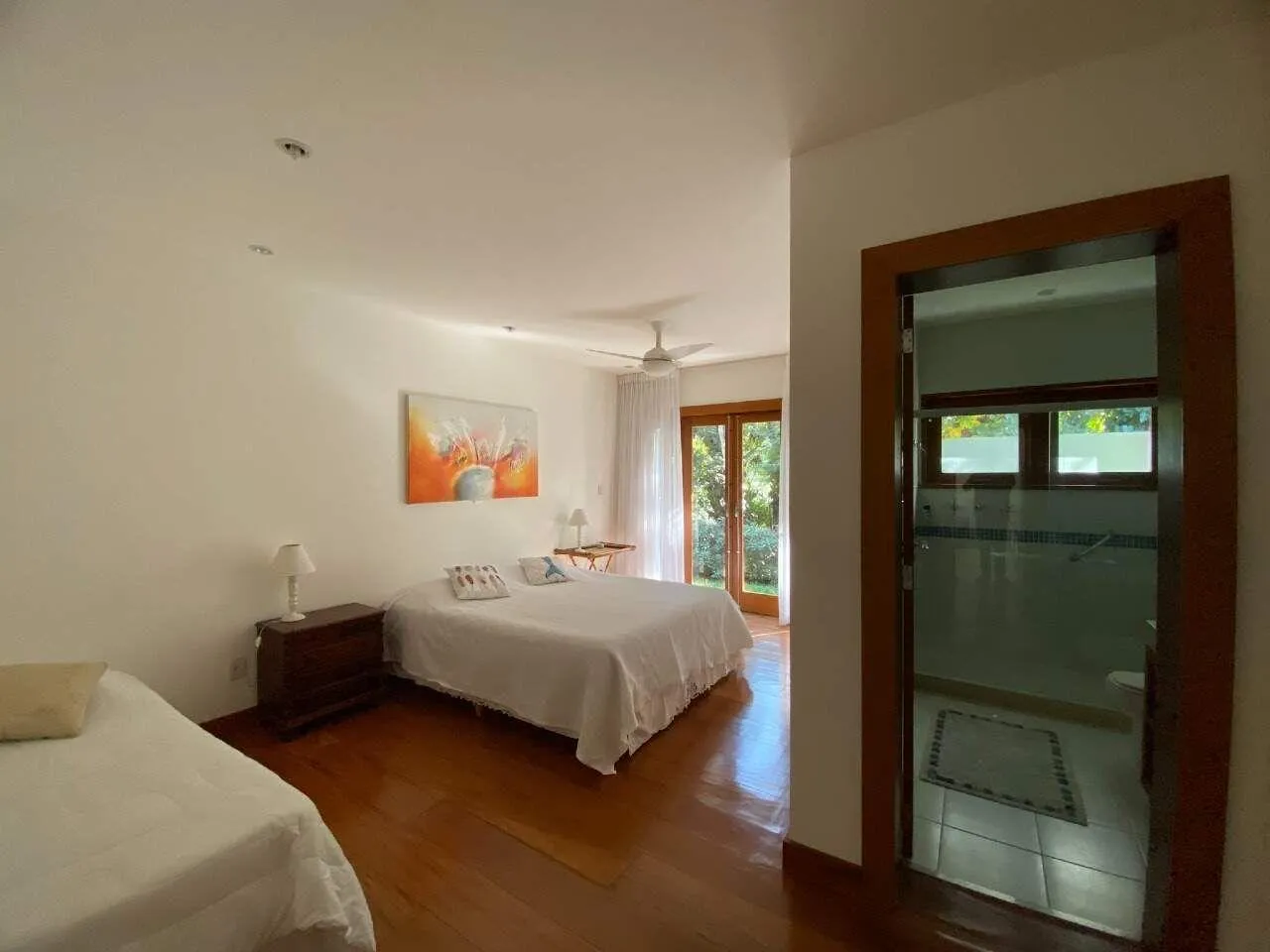 Imagem Casa em Condomínio para Venda em Petrópolis / RJ no bairro Itaipava