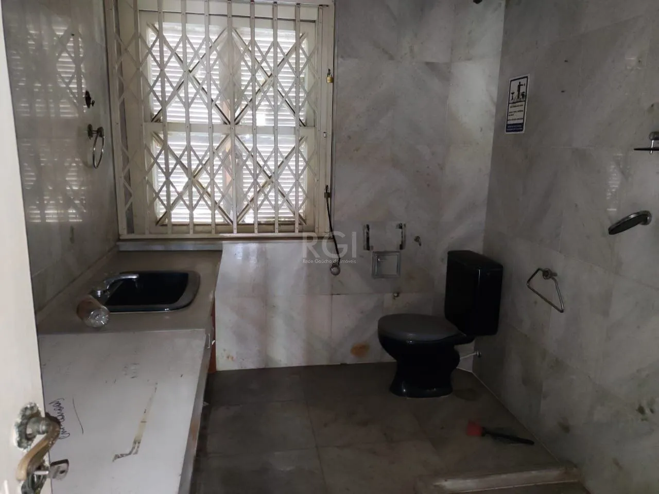 Imagem Casa para Venda - 140m², 3 dormitórios, Floresta