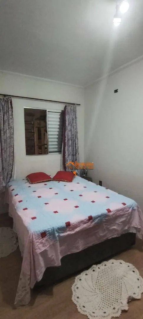 Imagem Sobrado com 3 dormitórios à venda, 240 m² por R$ 550.000,00 - Jardim Las Vegas - Guarulhos/SP