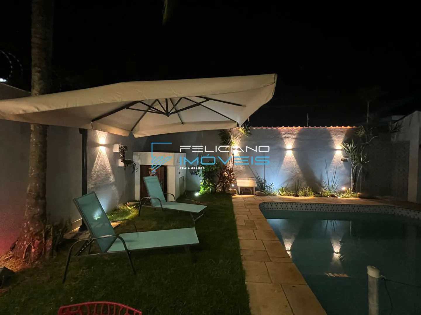 Imagem Casa com 4 quartos, Flórida, Praia Grande - R$ 990 mil, Cod: 7528
