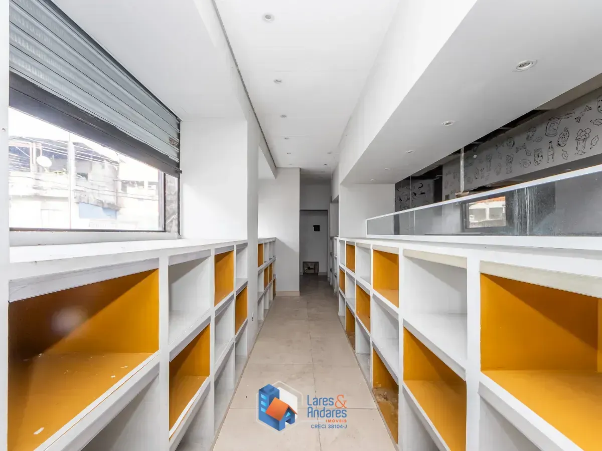 Imagem Conjunto comercial para venda em Vila Brasilândia, 264m²