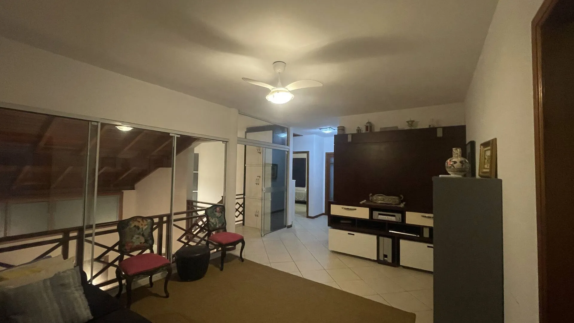 Imagem Casa com 6 Quartos para Temporada em Jurerê Internacional