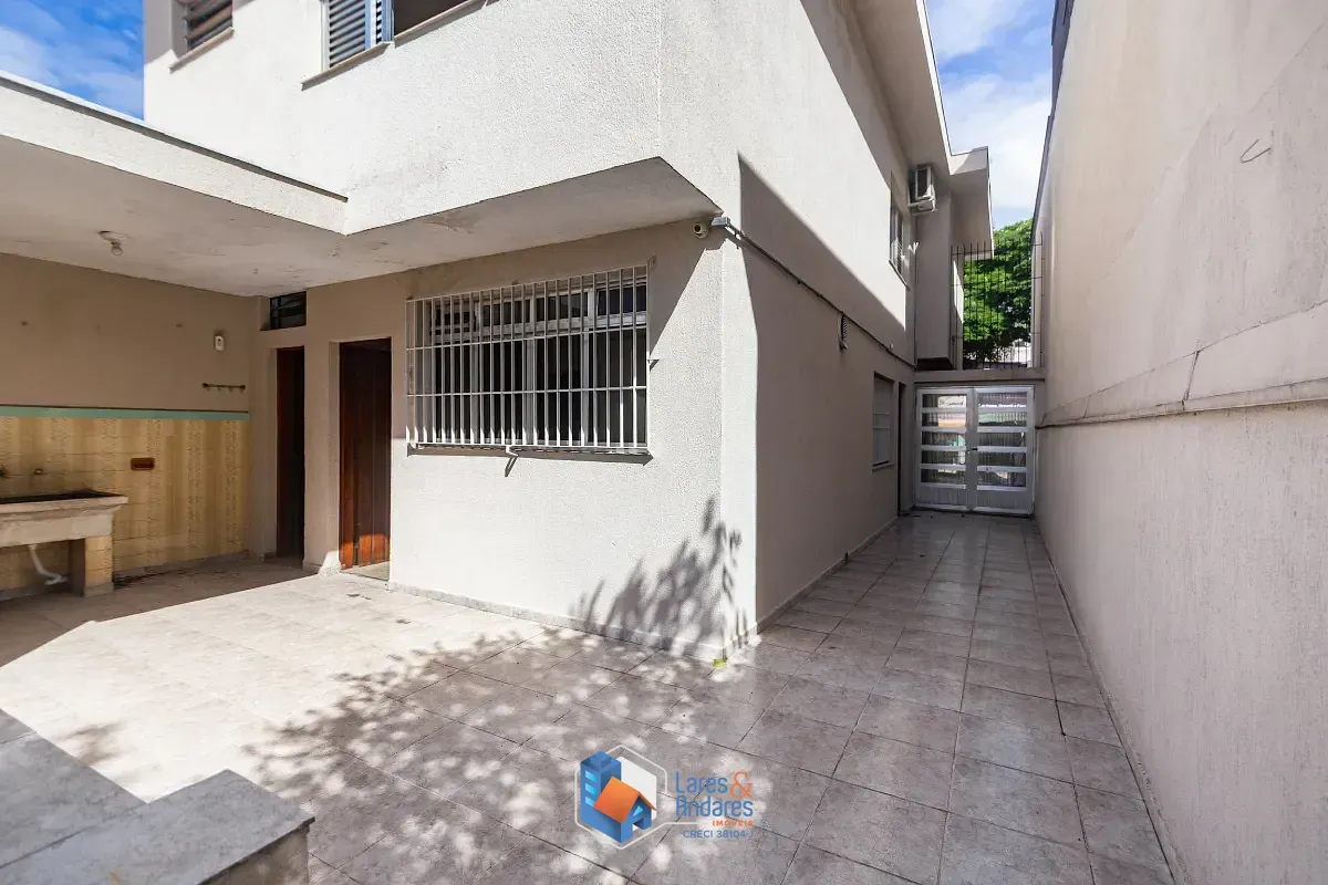 Imagem Casa para venda em Jardim da Glória com 6 quartos, sendo 2 suítes, 210m²