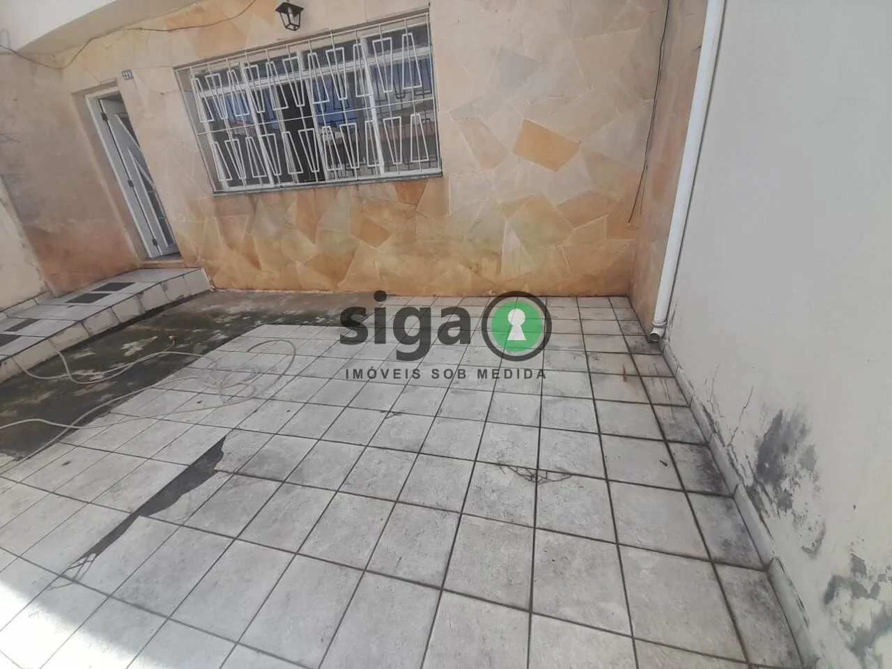 Imagem Sobrado no Planalto Paulista com 3 quartos, 2 vagas.