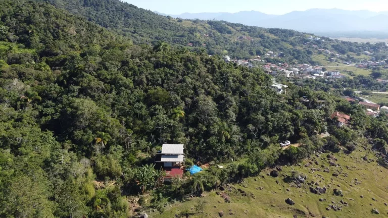 Imagem Terreno à Venda em Garopaba-SC, Praia da Gamboa, 973,63 m² de Área com Vista Mar!