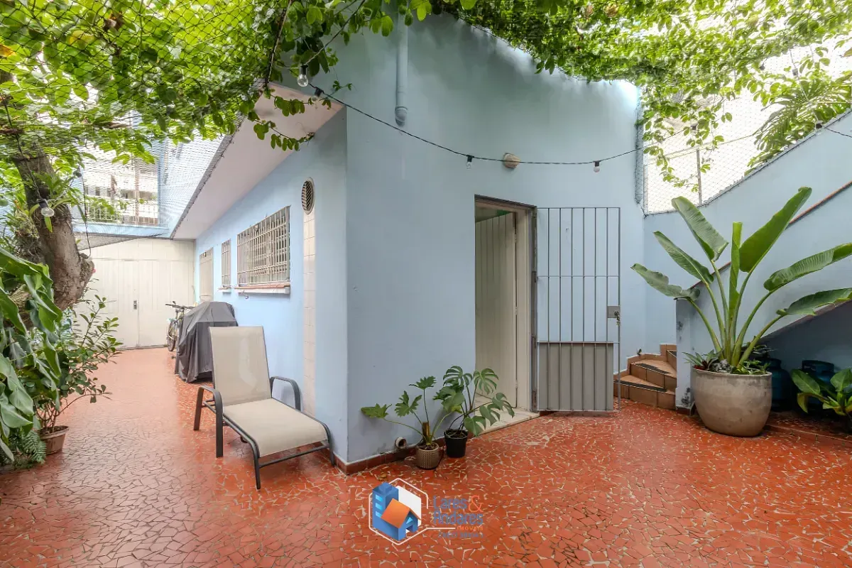 Imagem Sobrado para venda em Vila Clementino com 3 quartos, sendo 1 suíte, 161m²