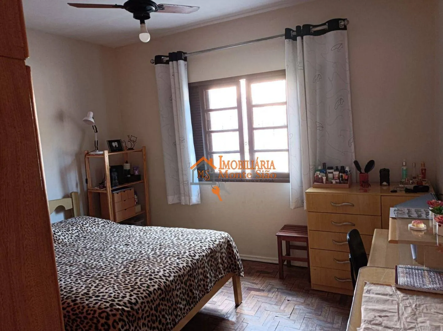 Imagem Sobrado com 2 dormitórios à venda, 111 m² por R$ 480.000,00 - Jardim Vila Galvão - Guarulhos/SP
