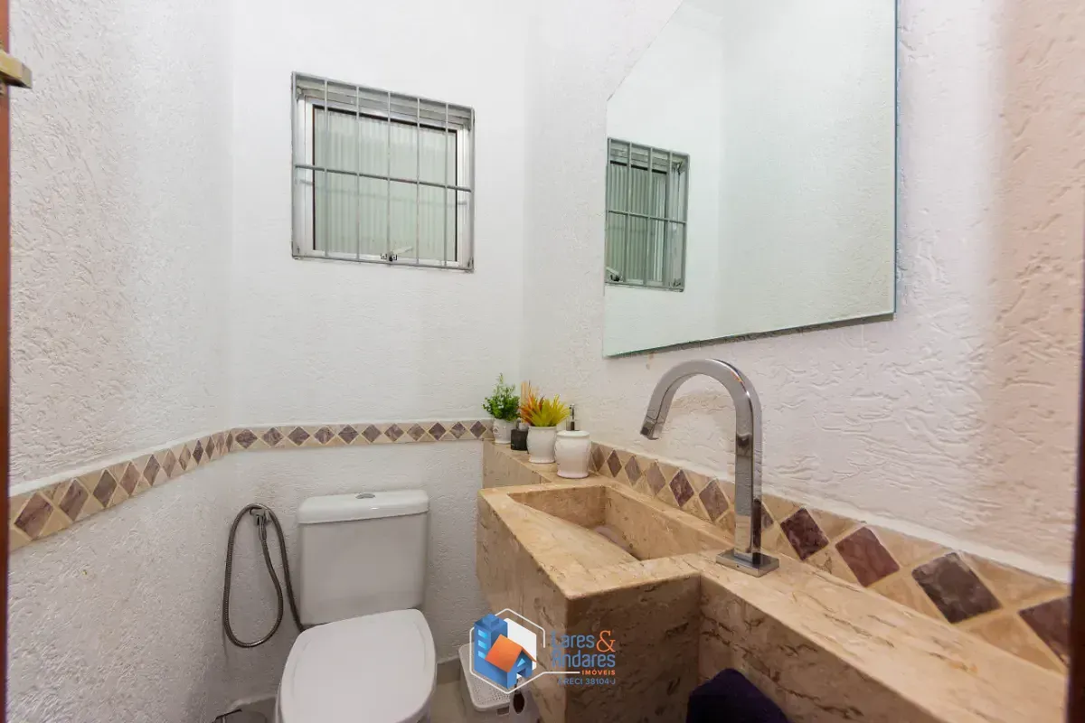 Imagem Sobrado para venda em Vila Medeiros com 3 quartos, sendo 3 suítes, 168m²