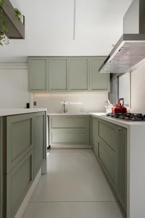 Imagem Apartamento à venda na Vila Nova Conceição, com 3 suítes, 2 salas, 4 vagas, 243 m²