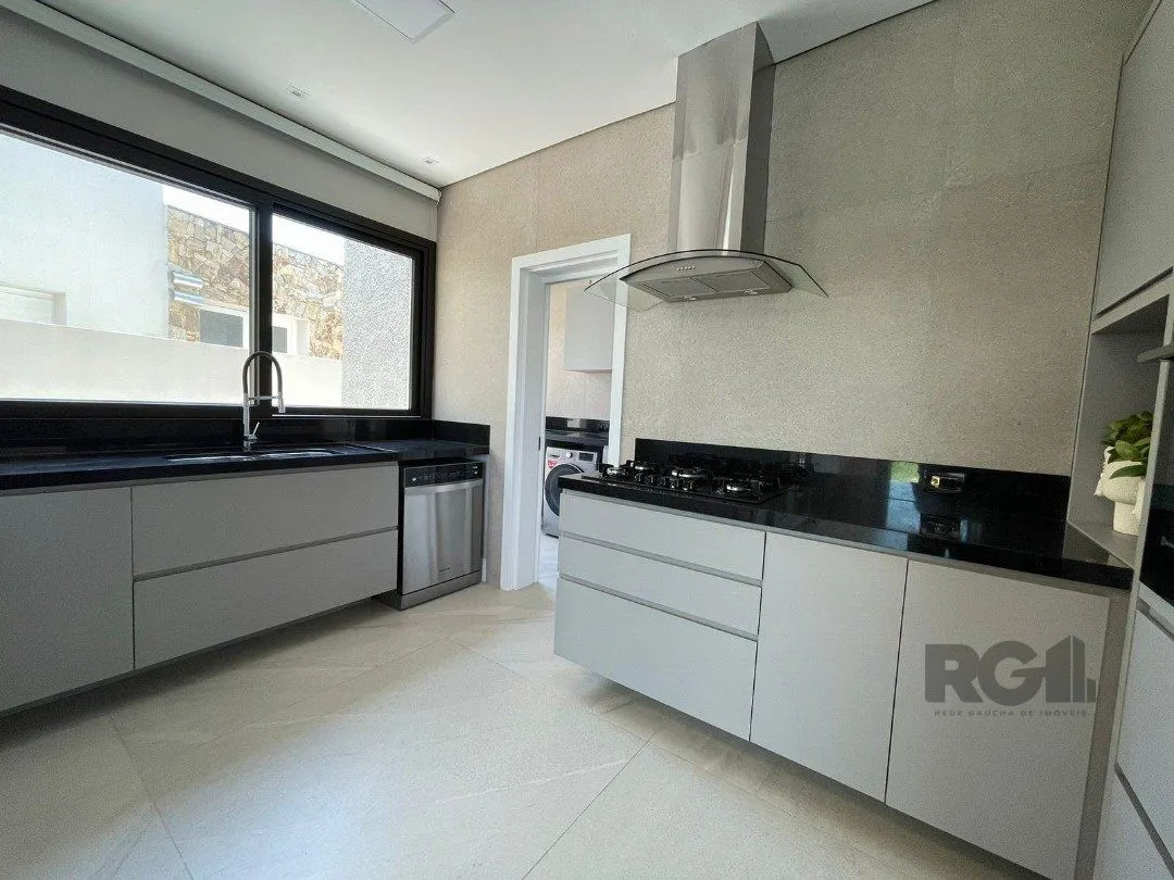 Imagem Casa de Condomínio em Atlântida Sul