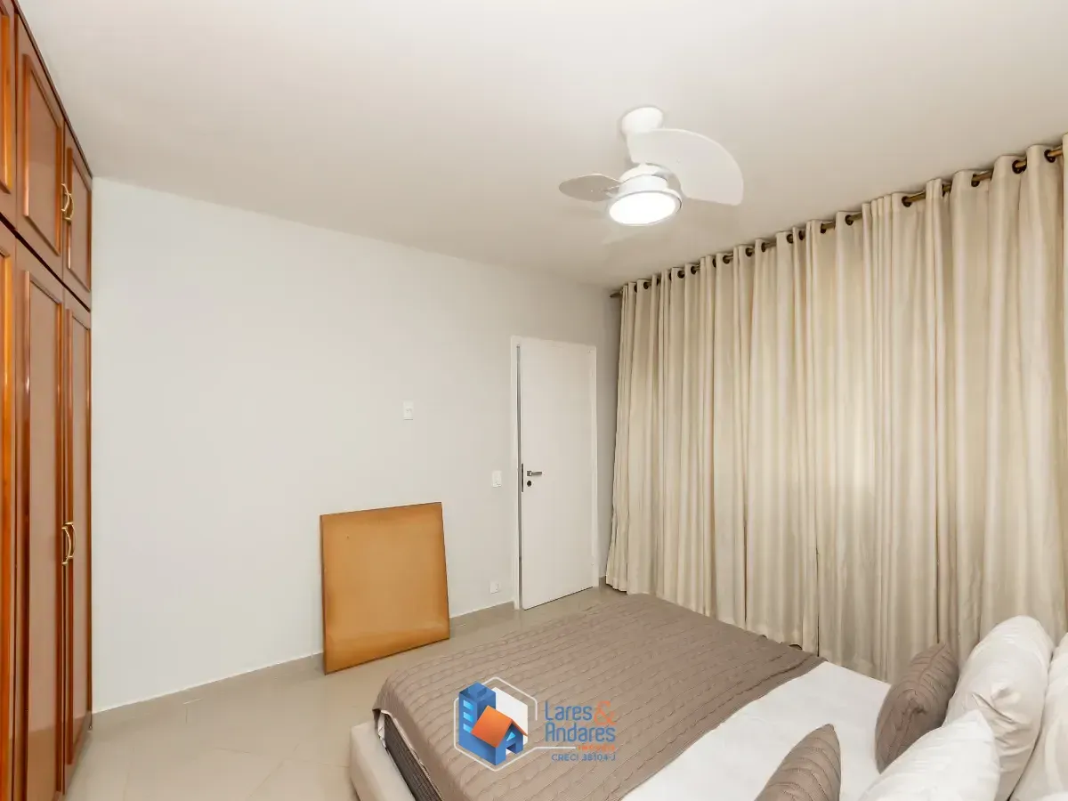 Imagem Sobrado para venda em Jardim Franca com 5 quartos, sendo 3 suítes, 439m²