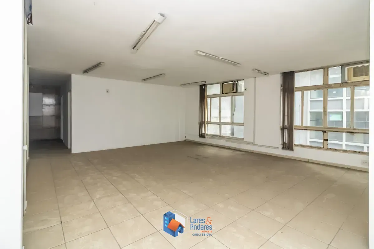 Imagem Conjunto comercial para venda e locação em República, 200m²