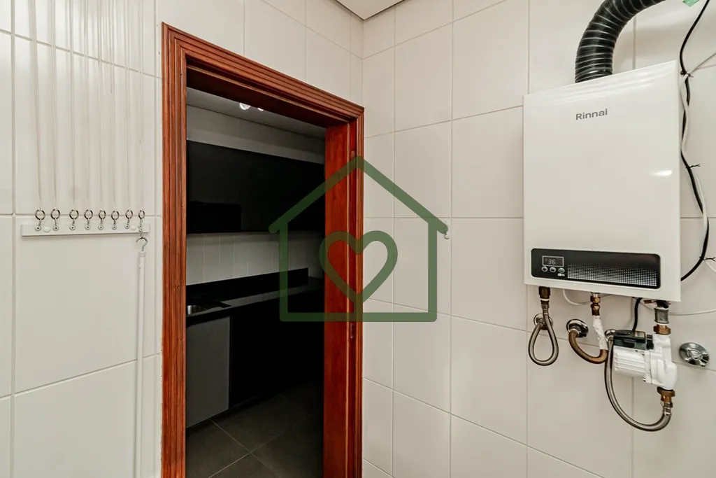 Imagem Apartamento desocupado, 2 dormitórios sendo um suíte, 88m2 privativos, living com sacada e churras...