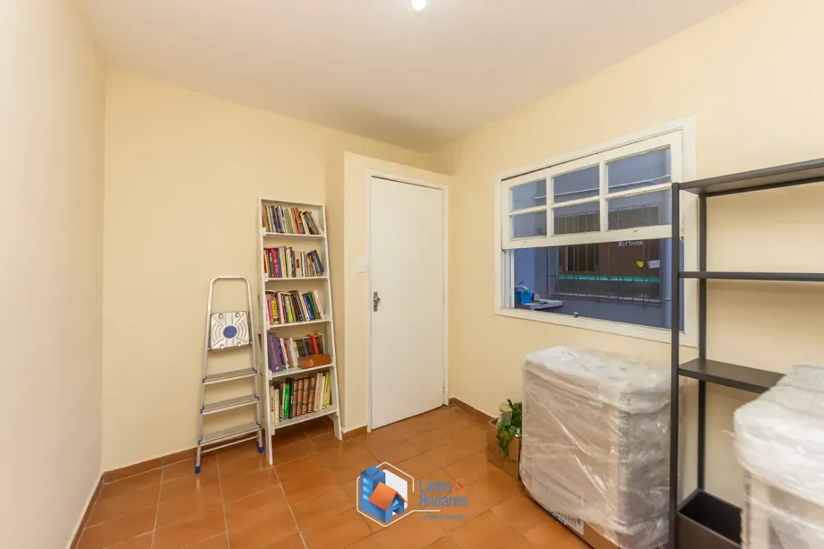 Imagem Sobrado para venda em Sumaré com 3 quartos, sendo 2 suítes, 160m²