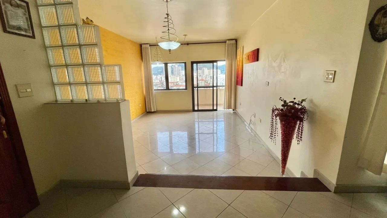 Imagem Cobertura com 4 Quartos à Venda, 444 m² em Gonzaga - Santos