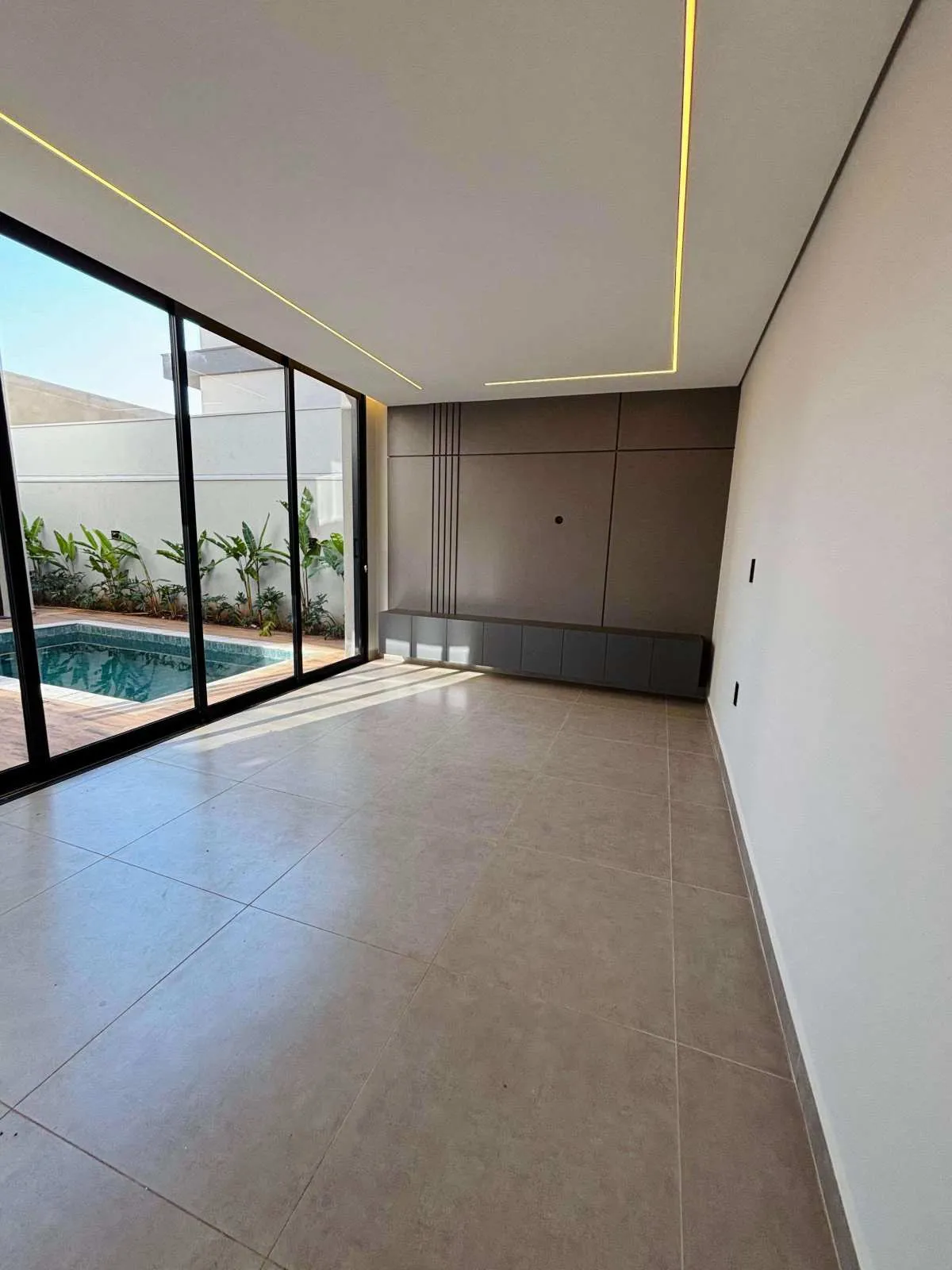 Imagem Casa à venda em Franca, Parque Universitário, com 3 quartos, 270m2