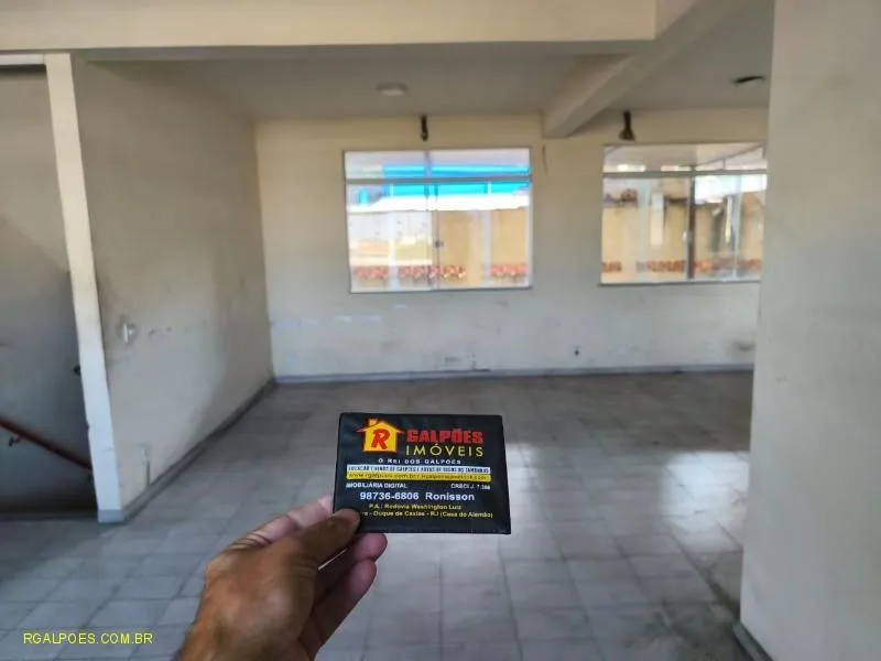 Imagem Galpão para Locação em DUQUE DE CAXIAS, Parque Duque, 2 banheiros