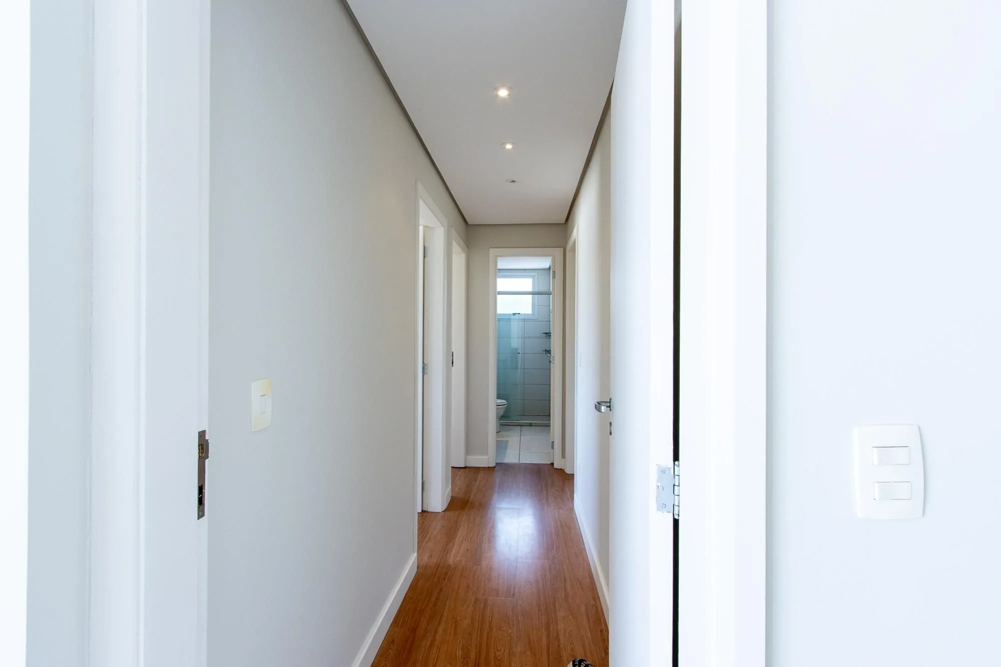 Imagem Excelente apartamento de 3 dormitórios, 1 suíte e 2 vagas de garagem.