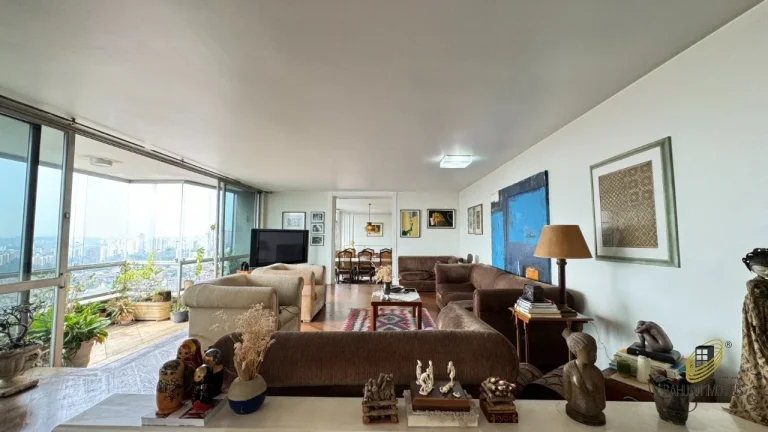 Imagem Apartamento de luxo na Vila Suzana, São Paulo-SP, com 4 suítes, 4 quartos, 3 vagas e 300m² de área. Venha conhecer!
