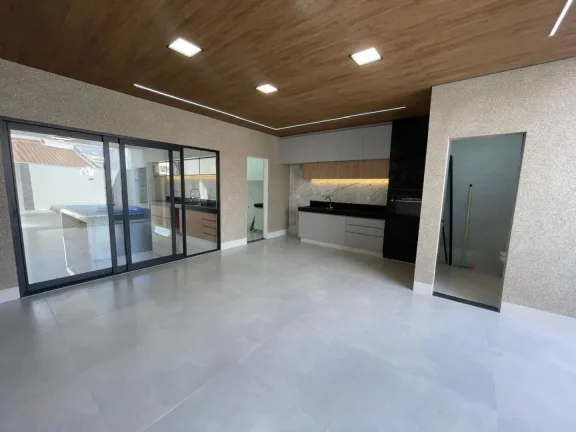 Imagem Casa 3 Suites Sozinha No Lote No Teres Marias Com Lazer Completo