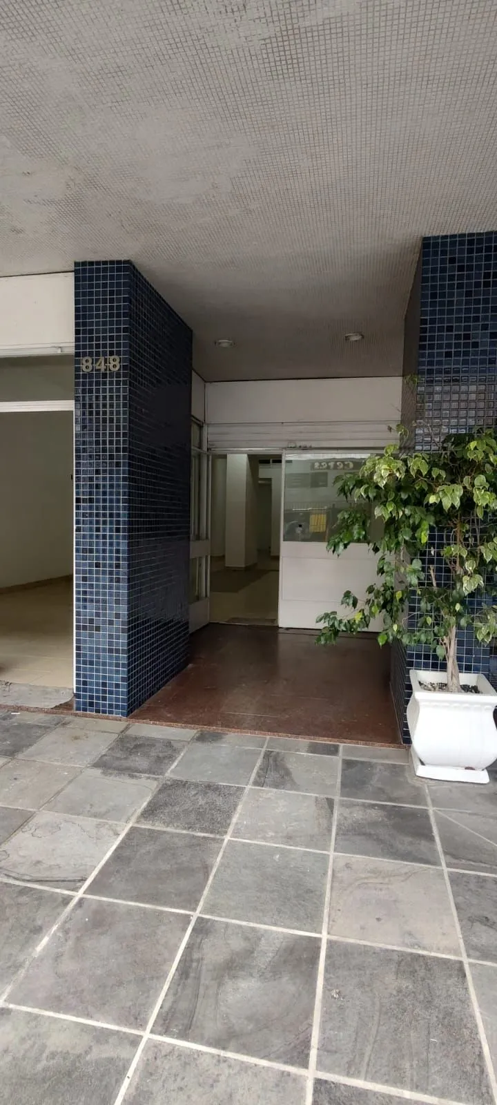 Imagem Loja com 143m² no bairro Centro Histórico em Porto Alegre