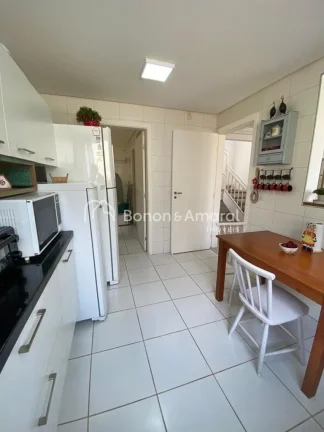 Imagem Casa de Alto Padrão em Condomínio Fechado no Parque Taquaral - Campinas/SP

Se você busca confort...