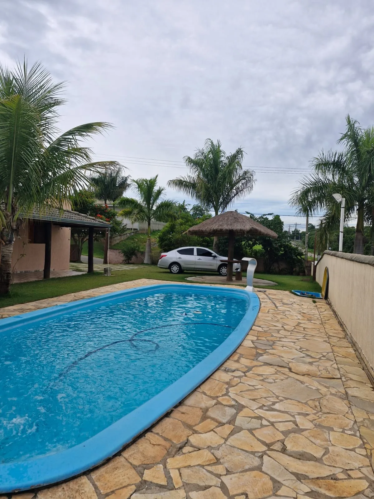 Imagem Linda chácara com 03 Suítes no Condomínio Residencial Village da Serra-Araçoiaba da Serra