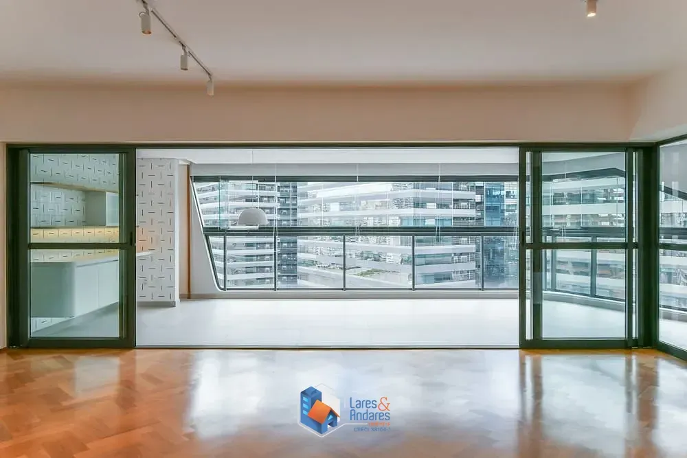 Imagem Apartamento para venda em Chácara Santo Antônio (Zona Sul) com 3 quartos, sendo 3 suítes, 196m²