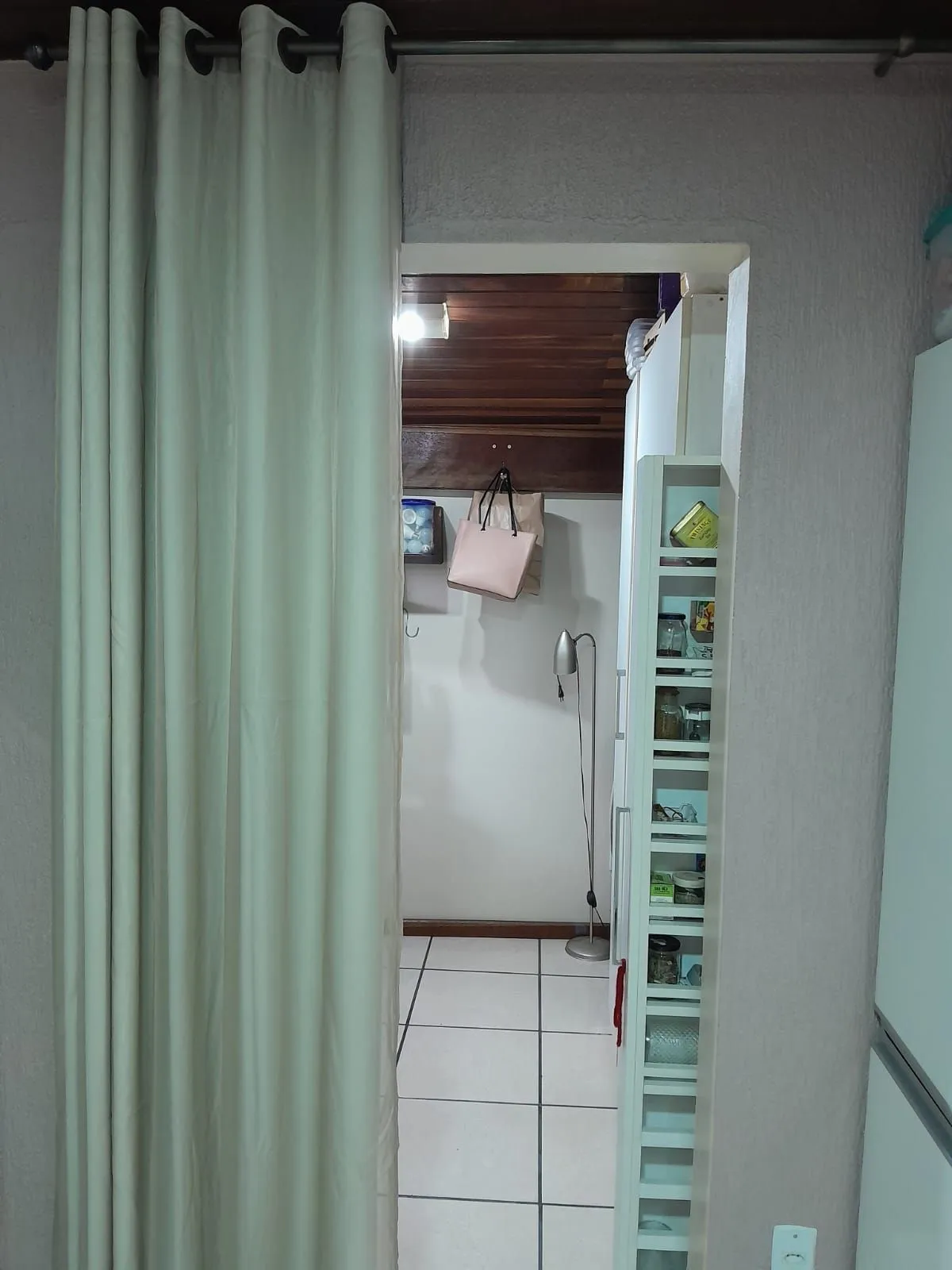 Imagem Casa sobrado a Venda de 5 Quartos, 1 Suite e 4 Vagas de Garagem com 235M²privt.