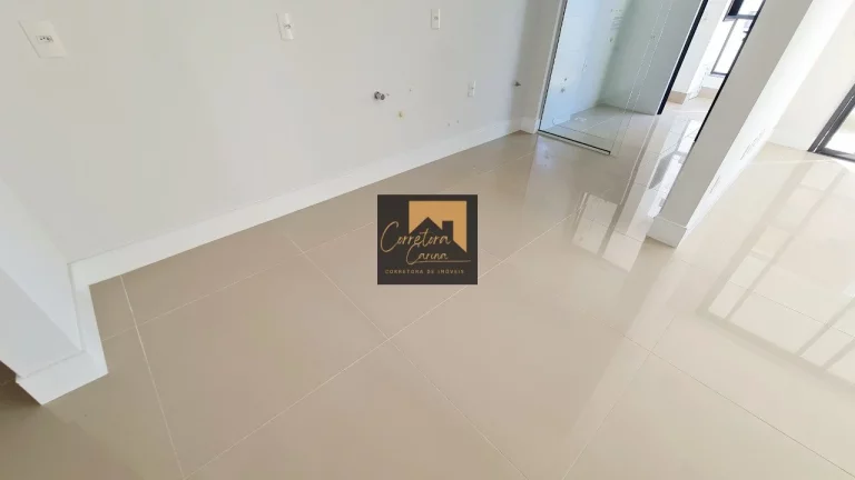 Imagem Apartamento no 9º andar com 101,96m² privativos! 3 quartos sendo 1 suíte com persianas integradas...