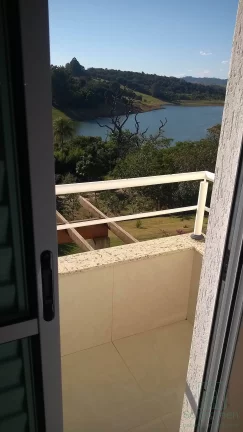 Imagem Chácara em Piracaia - 204m², 3 Dormitórios, em Condomínio