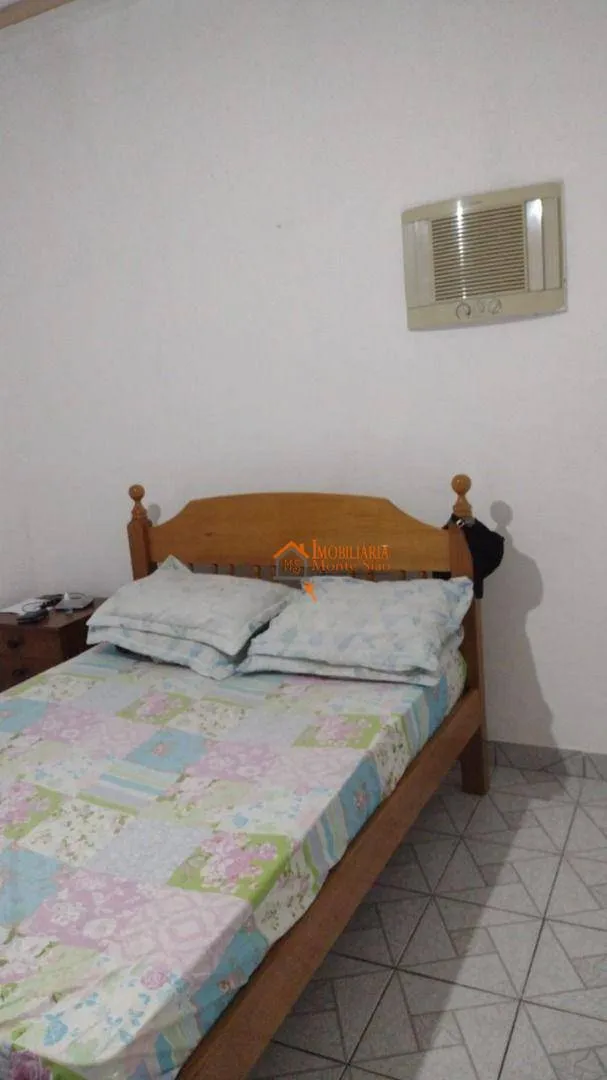 Imagem Casa com 2 dormitórios à venda, 300 m² por R$ 745.000,00 - Jardim Vila Galvão - Guarulhos/SP