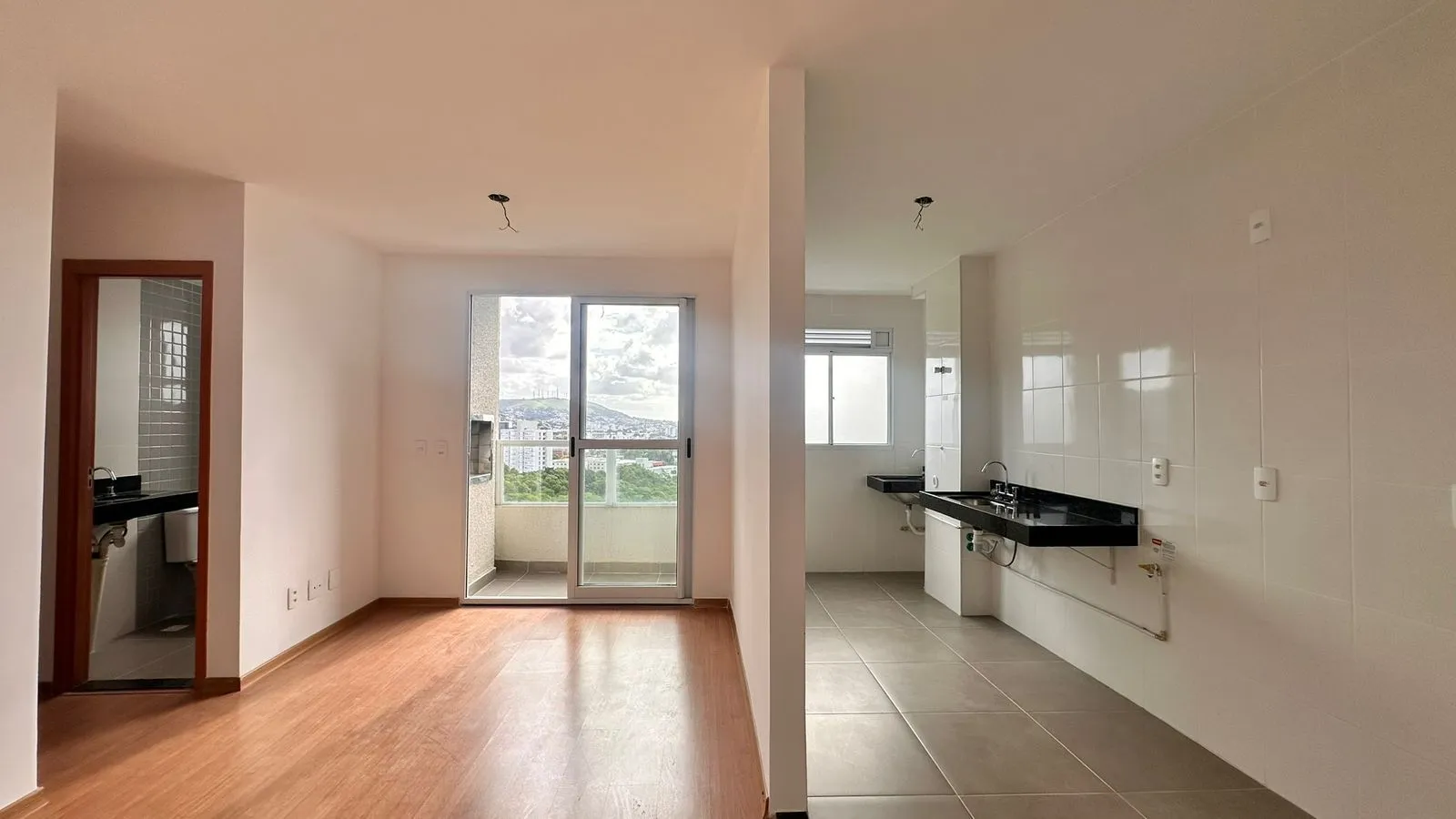 Imagem Apartamento Novo de dois dormitorios e duas vagas