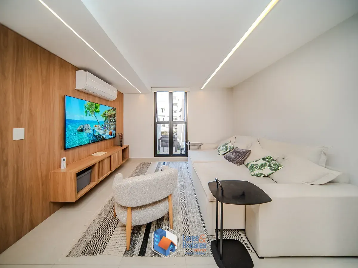 Imagem Casa no condomínio Casa Cube para venda com 2 quartos, sendo 1 suíte, 170m²